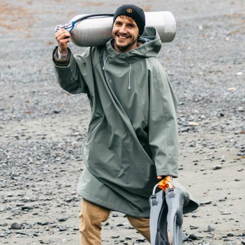 Fourth Element Storm Poncho morska zieleń ()